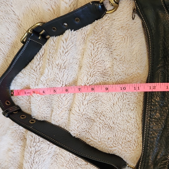 Coach Chelsea - Picture 13 of 15